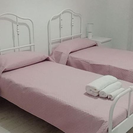 Anna'S House Bed & Breakfast Taranto Bagian luar foto