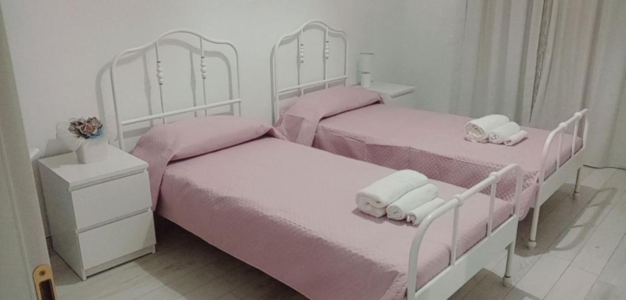 Anna'S House Bed & Breakfast Taranto Bagian luar foto